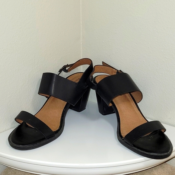 Pierre Dumas Corina Heels - Picture 4 of 10